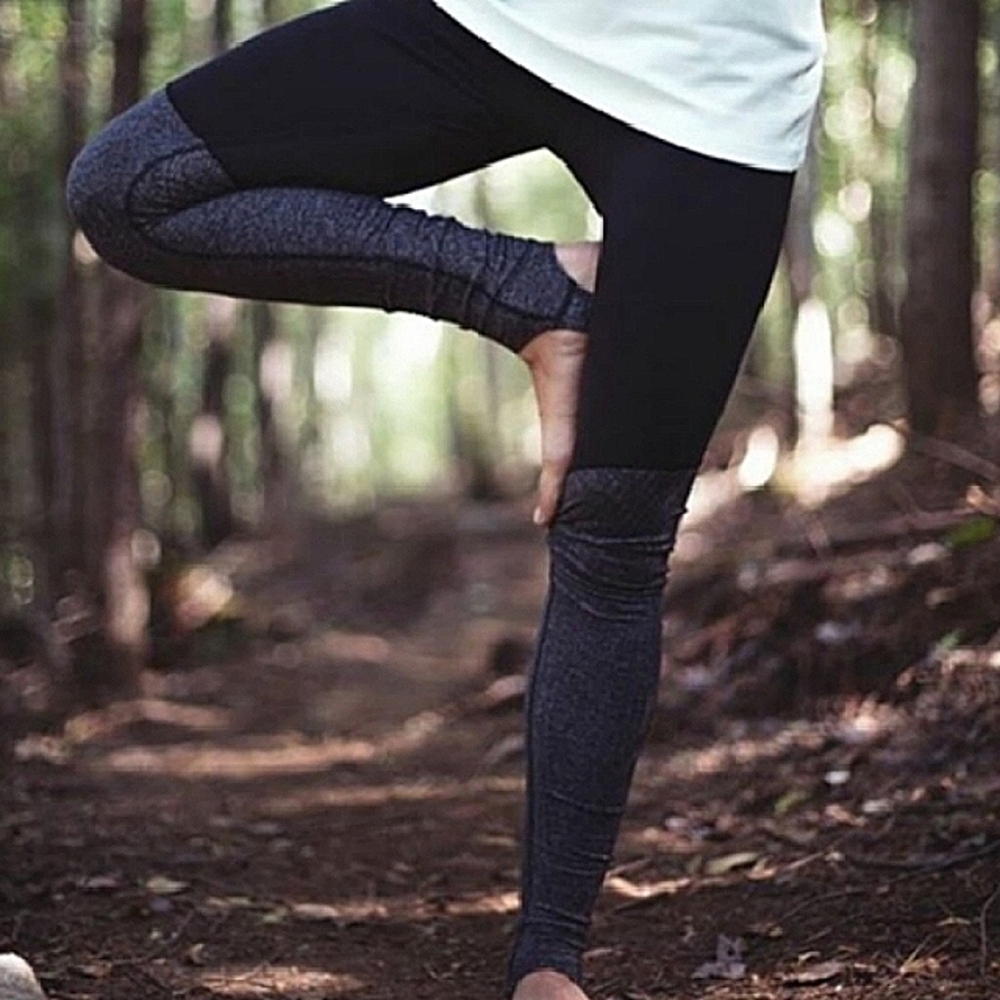 Lululemon Wunder Under Stirrup Tights Ballet Herringbone black and grey Size 4